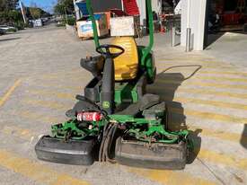 John Deere 2500B Precision Cut - picture0' - Click to enlarge