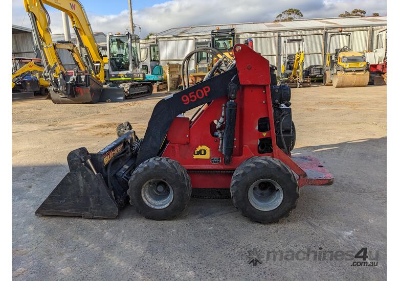 Used 2004 Dingo Australia 2004 DINGO 950P MINI LOADER Mini Loader in