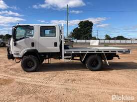 2022 Isuzu NPS 75-155 4x4 CrewMax - picture1' - Click to enlarge