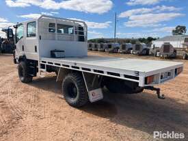 2022 Isuzu NPS 75-155 4x4 CrewMax - picture2' - Click to enlarge