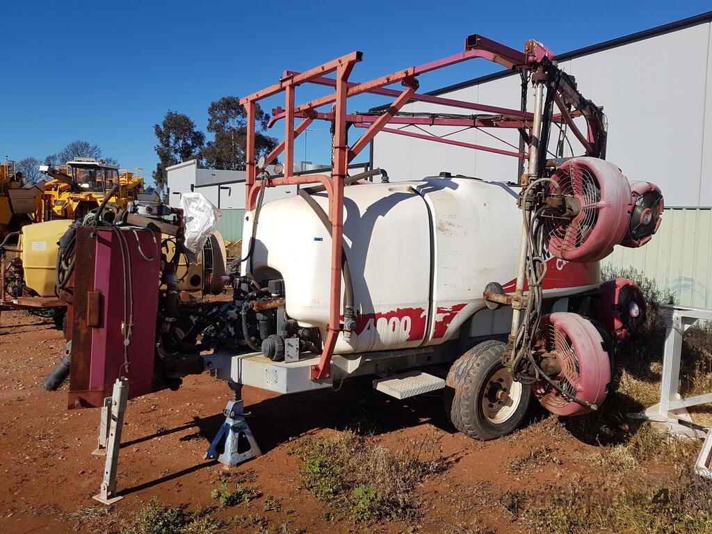 Used 2006 croplands QUANTUM MIST 4000L 2 Row Vineyard Sprayer in