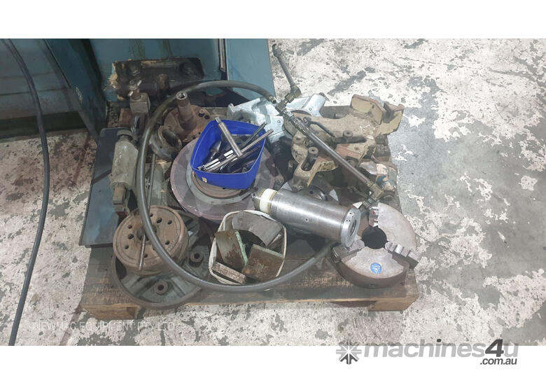 caption Jones & Shipman 1307 Universal Cylindrical Grinder