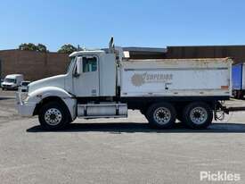 2009 Freightliner Columbia Tipper - picture2' - Click to enlarge