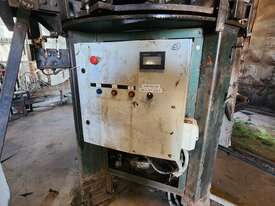 2 Station Carousel Machine and Oven - picture0' - Click to enlarge