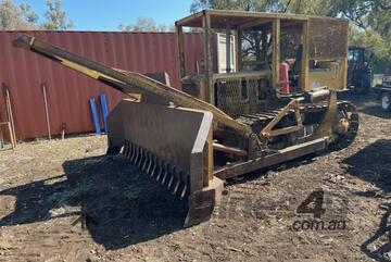 Caterpillar   D4C