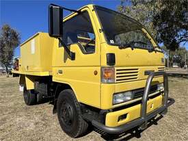 GRAND MOTOR GROUP - 1994 MAZDA T3500 Fire Truck - picture0' - Click to enlarge