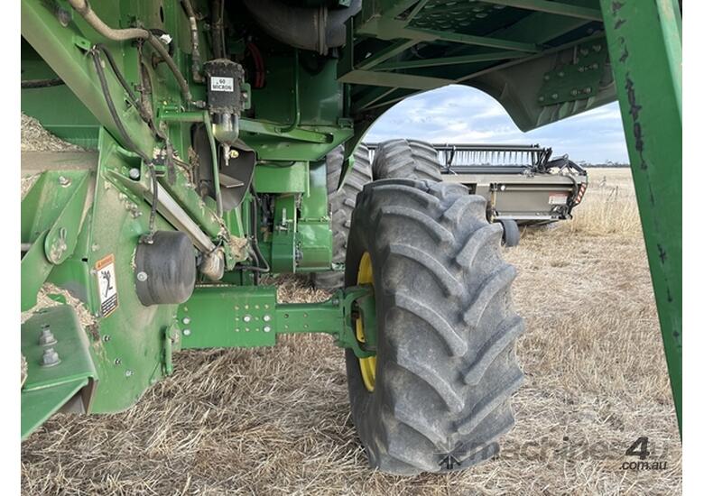 2014 John Deere S670 Combines
