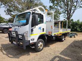 ISUZU   Truck - picture1' - Click to enlarge