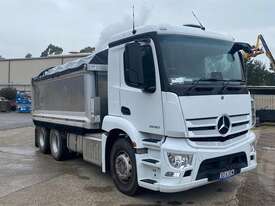 Mercedes-Benz Actros - picture0' - Click to enlarge