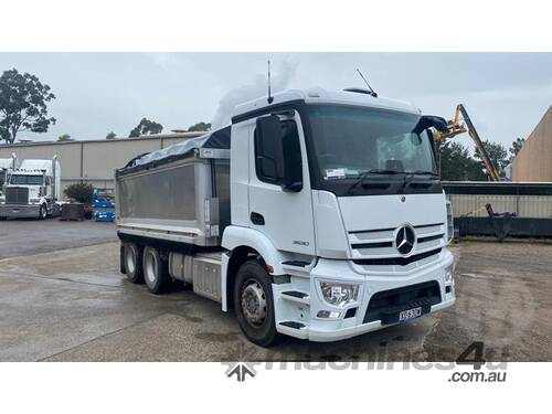 Mercedes-Benz Actros