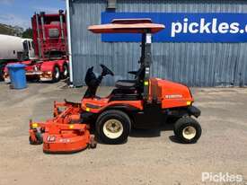 Kubota F3690-AU 4WD Front Mount Mower - picture2' - Click to enlarge