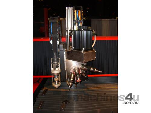 Turret System | 6 Tool Capacity - Rapid tool changes for drilling tapping
