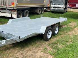 Green Trailers car Trailer - picture0' - Click to enlarge