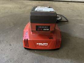 Hilti Battery and Charger - picture2' - Click to enlarge