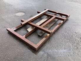 Steel Leveler - picture0' - Click to enlarge