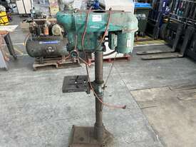 Richardson L39 Pedestal Drill Press - picture2' - Click to enlarge