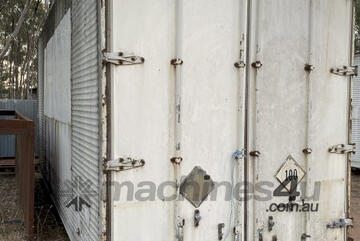 (7740) Van body (Bendigo, VIC)