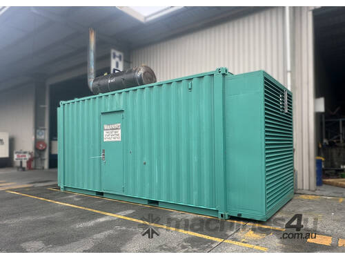 caption MACFARLANE - 1100kVA Used Cummins Enclosed Generator