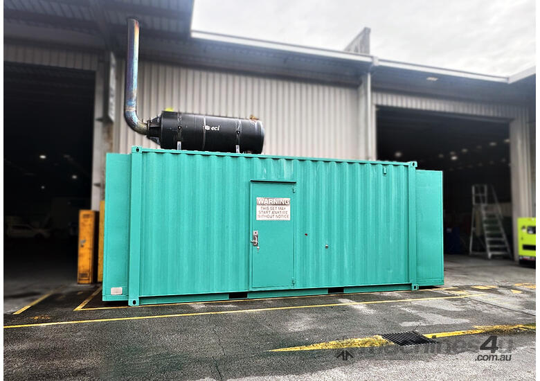 caption MACFARLANE - 1100kVA Used Cummins Enclosed Generator