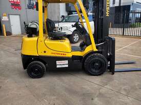 Hyster Forklift 2.5T Container Mast Low Hours  - picture0' - Click to enlarge