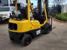 Hyster Forklift 2.5T Container Mast Low Hours  - picture1' - Click to enlarge