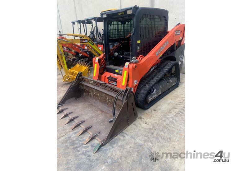 caption Kubota Tracked Skid Steer SVL75 w/ 4000 Hours
