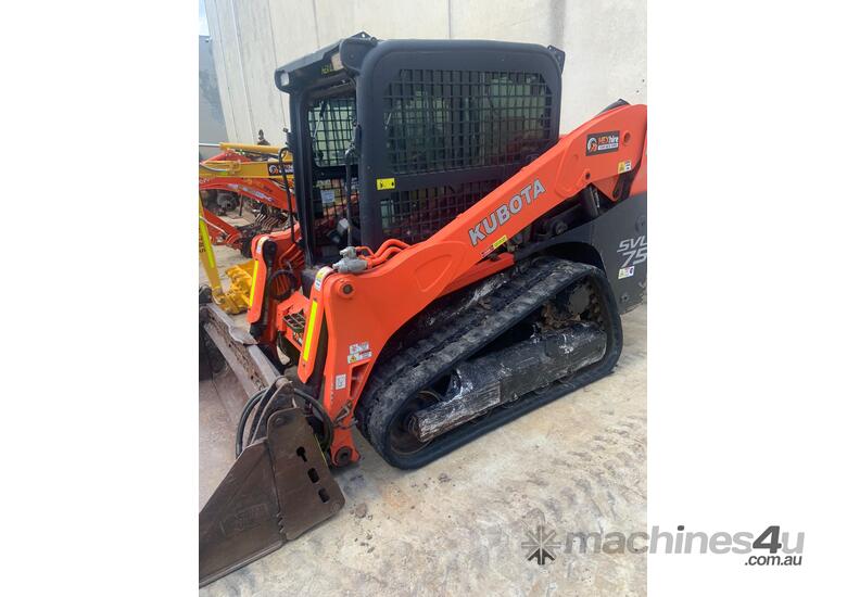 caption Kubota Tracked Skid Steer SVL75 w/ 4000 Hours