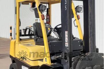   Hyster 2.5T LPG counterbalance forklift