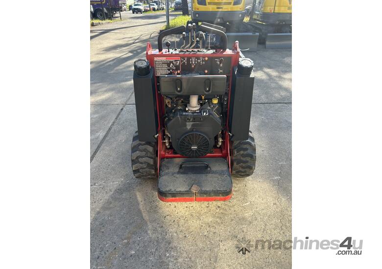 caption Used Toro 323 Mini Loader