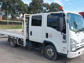 Isuzu NNR200 - picture0' - Click to enlarge