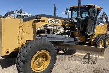 2017 John Deere 770 GP 4900 hours 2017 John Deere 770 GP 4900 hours