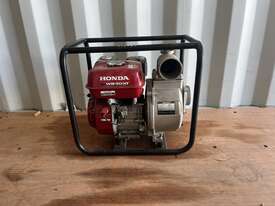 Honda WB30XT Water Pump Powered By GX160 - picture0' - Click to enlarge