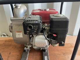 Honda WB30XT Water Pump Powered By GX160 - picture1' - Click to enlarge