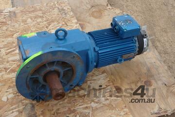 Geared Unit SEW Ratio 14-1 3 Kw Motor