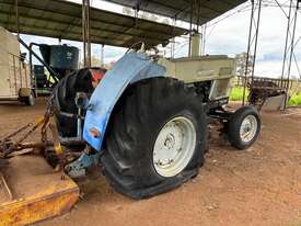 FORD DIESEL 6000 TRACTOR  - picture2' - Click to enlarge