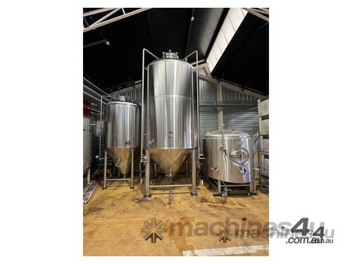 Stainless Steel Tanks