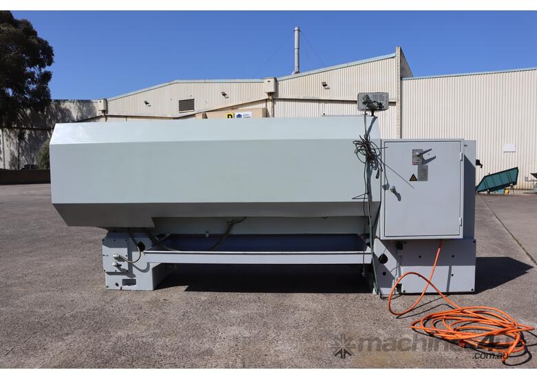 2000mm Centre Lathe - L-5A