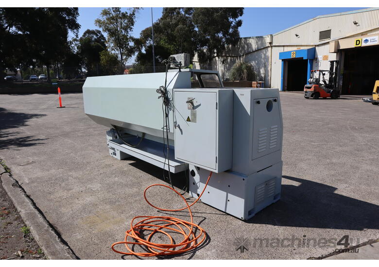 2000mm Centre Lathe - L-5A