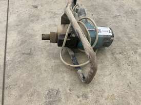 Makita UT120 Electric Power Mixer - picture0' - Click to enlarge