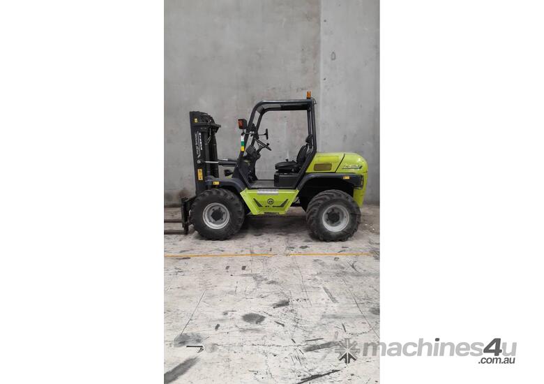 caption AGRIA TH250 Rough Terrain forklift