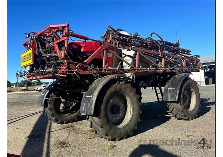 2020 CASE IH 3330 Patriot Sprayer 