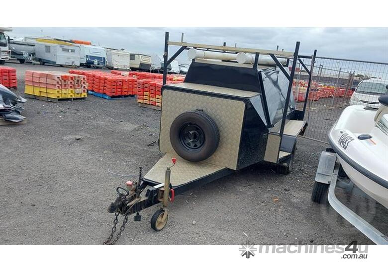 caption SMU Trailers 8X5