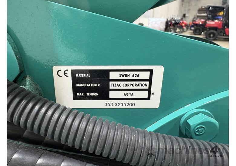 caption 2020 Maeda MC285CWM-3 Mini Crawler Crane
