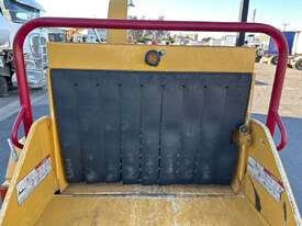 2019 Vermeer BC900XL Wood Chipper - picture0' - Click to enlarge