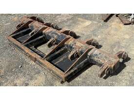 RIPPER ATTACHMENT - picture0' - Click to enlarge