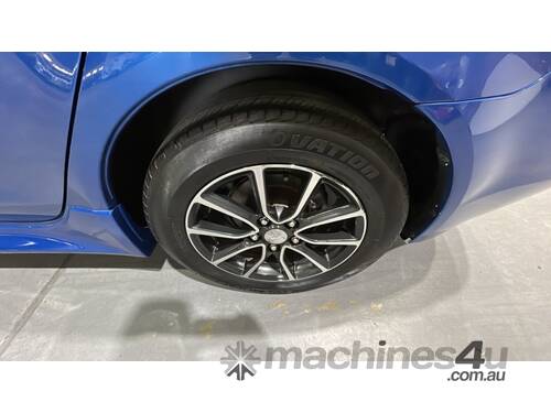 caption 2016 Mitsubishi Lancer ES Sport Petrol