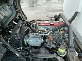 2019 Hino 300 616  Refrigerated Pantech - picture0' - Click to enlarge