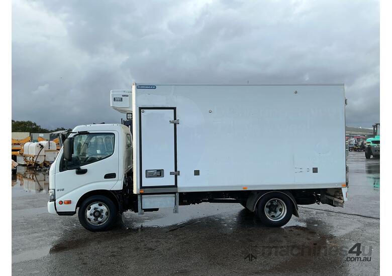 caption 2019 Hino 300 616 Refrigerated Pantech
