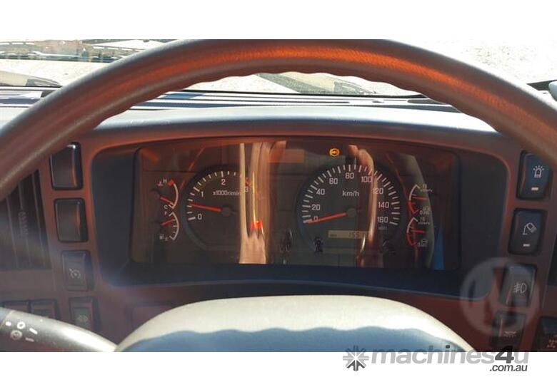caption Isuzu FVM1400
