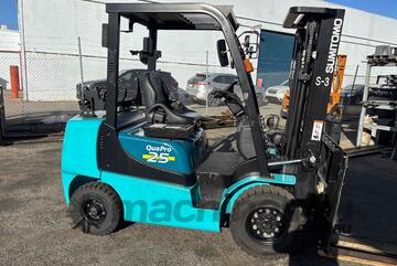 Sumitomo / Yale 2.5 Tonne container mast forklift